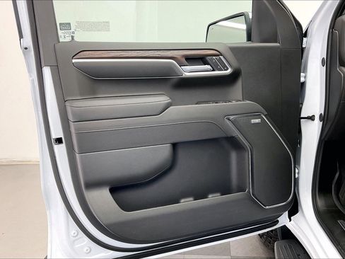 New 2026 GMC Sierra 1500 SLT w/ SLT Premium Plus Package image 12