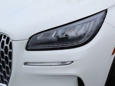 Used 2023 Lincoln Corsair AWD image 11