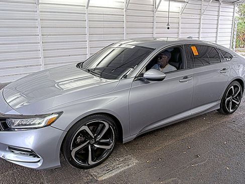Used 2019 Honda Accord Sport image 1