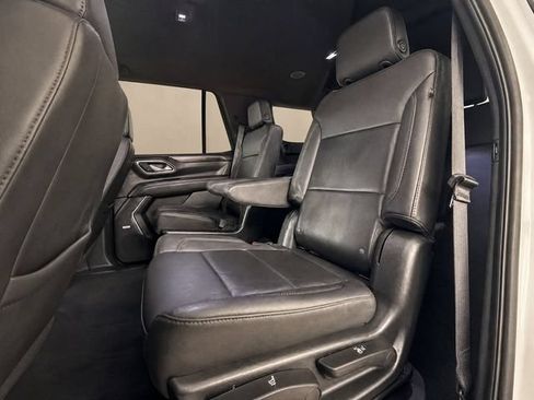 Used 2023 Chevrolet Tahoe LT w/ Luxury Package RWD image 12