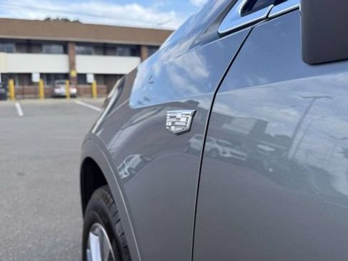 Certified 2024 Cadillac XT5 Premium Luxury FWD image 12