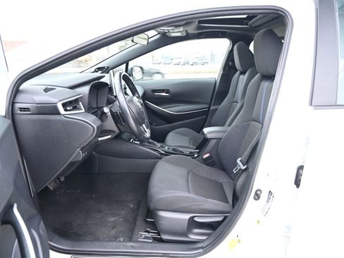Used 2021 Toyota Corolla SE image 17