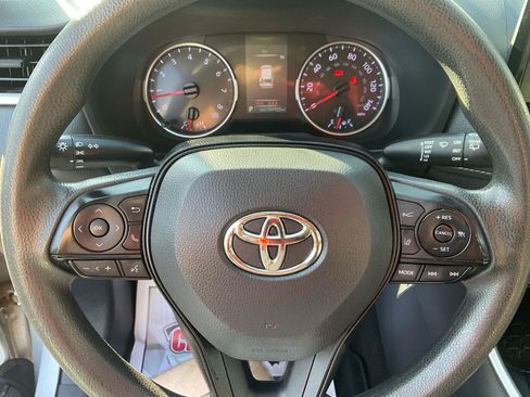 Used 2019 Toyota RAV4 LE w/ All Weather Liner Package AWD/4WD image 14