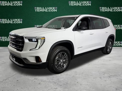 Used 2025 GMC Acadia Elevation image 9