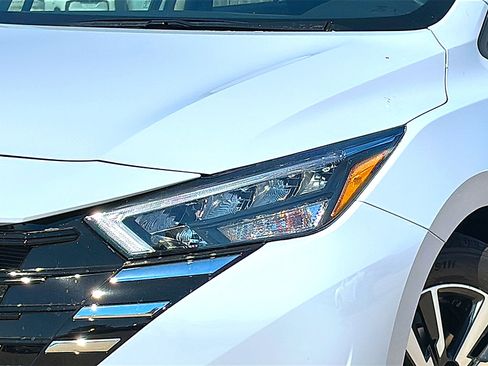 New 2025 Nissan Versa SV w/ Trunk Package image 4