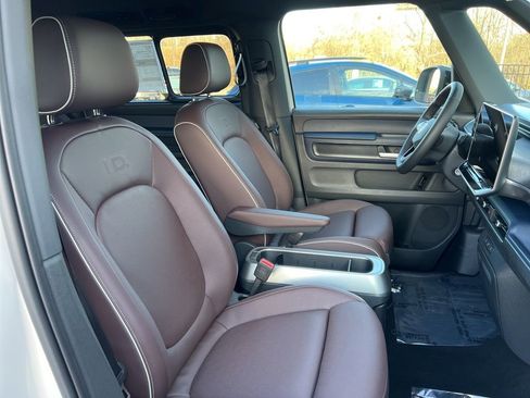 New 2025 Volkswagen ID. Buzz Pro S image 23