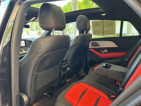 Used 2024 Mercedes-Benz GLE 53 AMG 4MATIC Coupe w/ Driver Assistance Package image 41