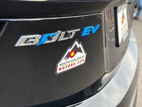 Used 2023 Chevrolet Bolt LT image 12
