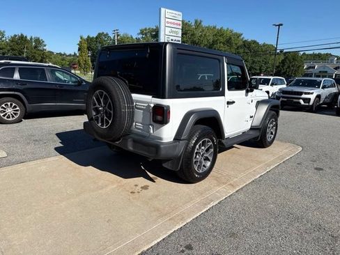 Certified 2026 Jeep Wrangler Sport AWD/4WD image 7