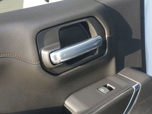 Used 2021 GMC Sierra 1500 AT4 AWD/4WD image 14
