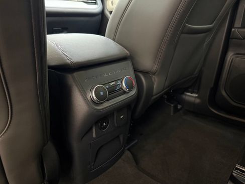 New 2026 Ford Explorer Active w/ Active Comfort Package RWD image 17