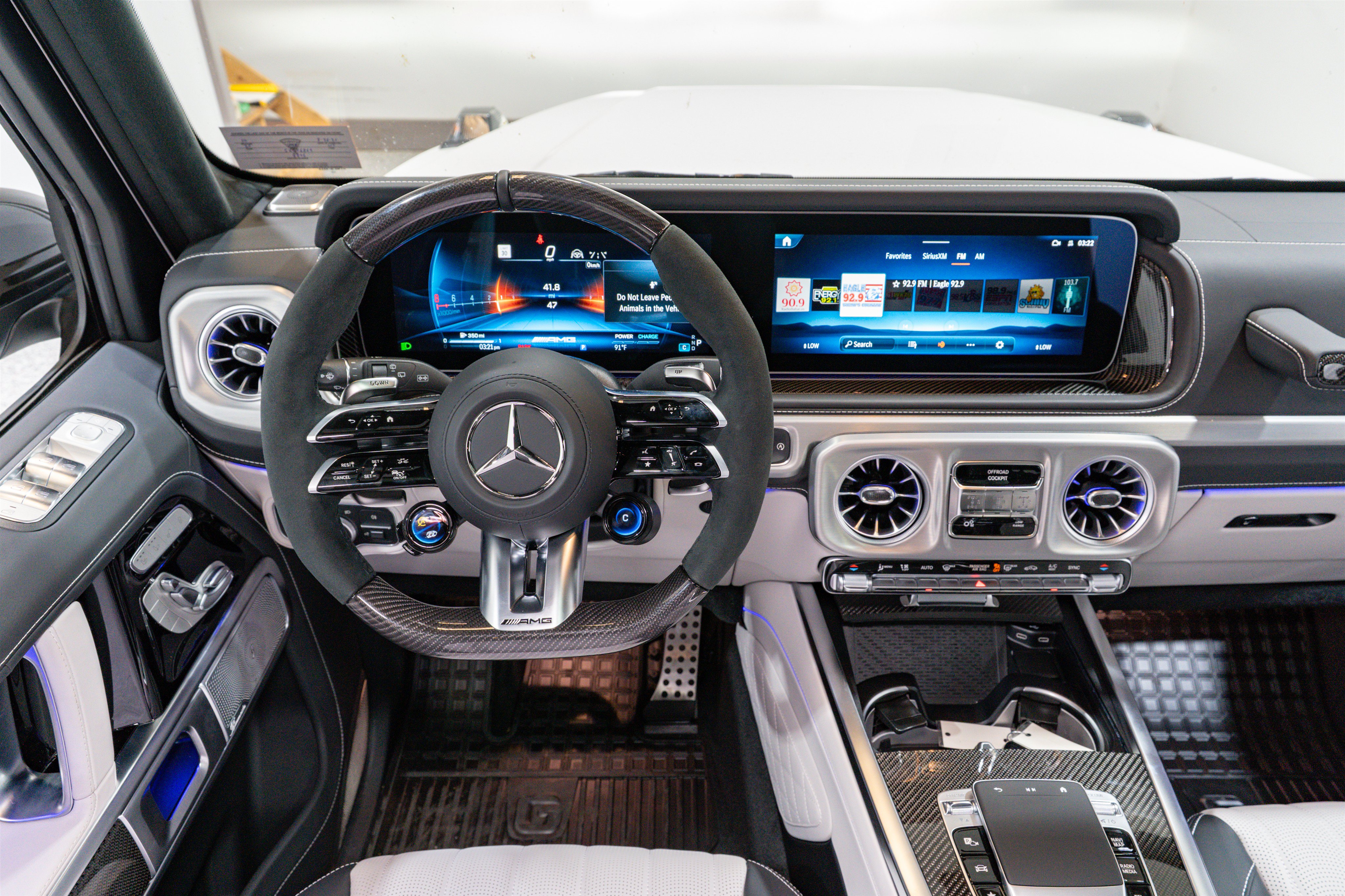 Used 2025 Mercedes-Benz G 63 AMG 4MATIC image 11