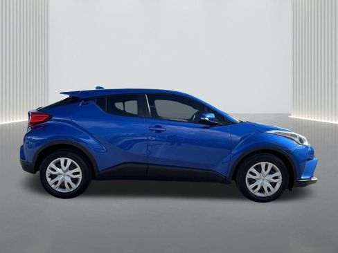 Used 2019 Toyota C-HR Limited image 4