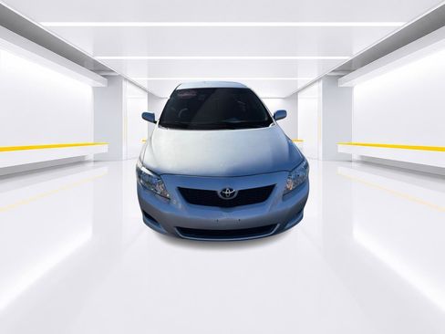 Used 2010 Toyota Corolla FWD image 1