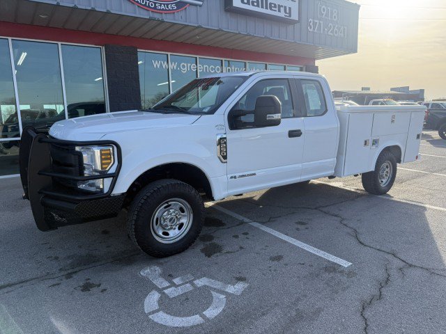 Used 2018 Ford F250 XL w/ Power Equipment Group AWD/4WD image 1