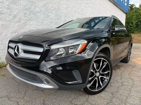 Used 2017 Mercedes-Benz GLA 250 4MATIC image 5