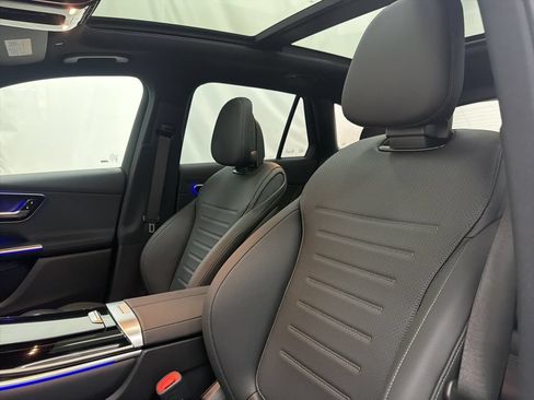Used 2026 Mercedes-Benz GLC 300 image 13