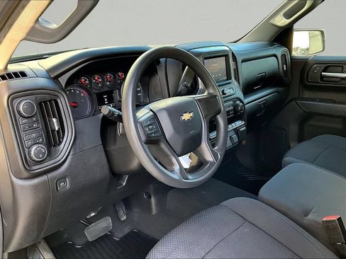 Used 2021 Chevrolet Silverado 1500 Custom AWD/4WD image 16
