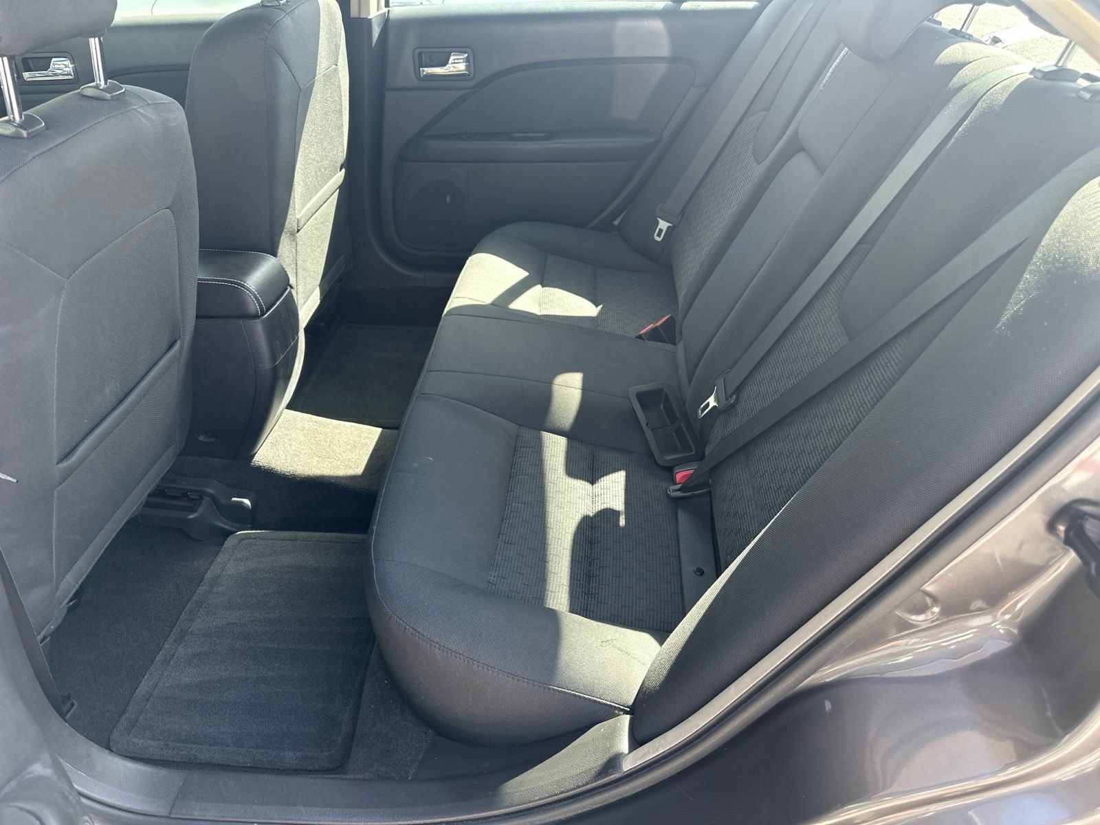 Used 2011 Ford Fusion SE w/ 202A Rapid Spec Order Code FWD image 16