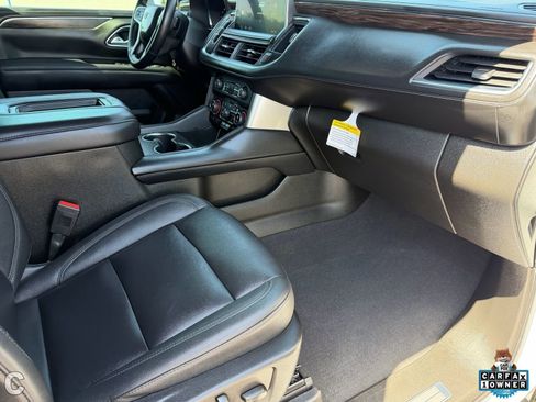 Certified 2022 Chevrolet Tahoe Z71 w/ Luxury Package AWD/4WD image 14