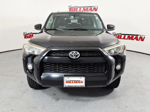 Used 2015 Toyota 4Runner SR5 Premium RWD image 2