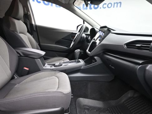 Used 2024 Subaru Crosstrek 2.0i Premium AWD/4WD image 9