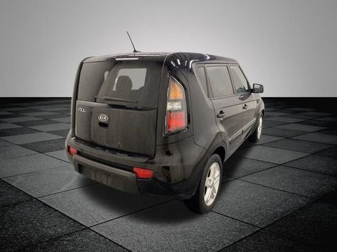 Used 2011 Kia Soul + FWD image 7