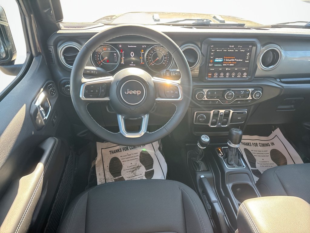 Used 2023 Jeep Wrangler Unlimited Sahara AWD/4WD image 23