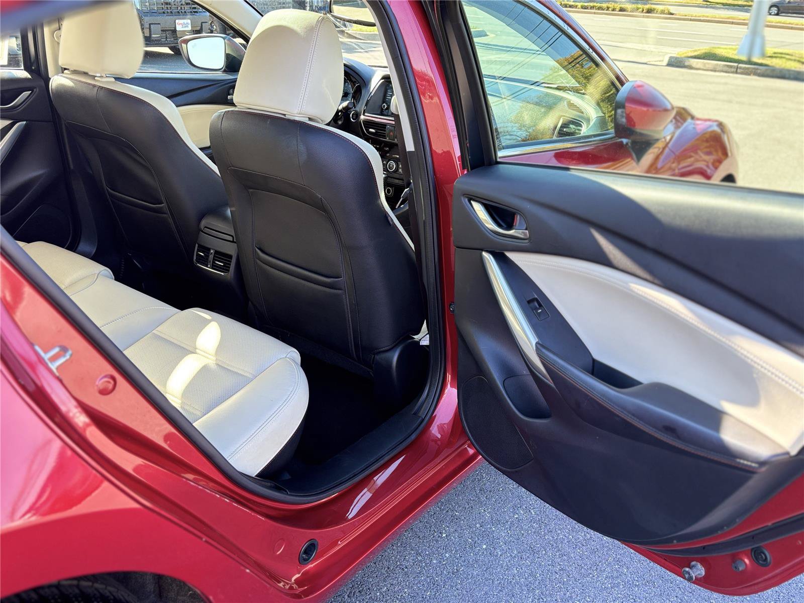 Used 2015 MAZDA MAZDA6 Grand Touring w/ GT Technology Package FWD image 13