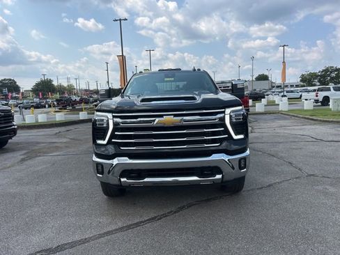 New 2026 Chevrolet Silverado 2500 LTZ image 8