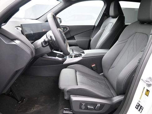 Used 2025 BMW X3 xDrive30i w/ Convenience Package image 12