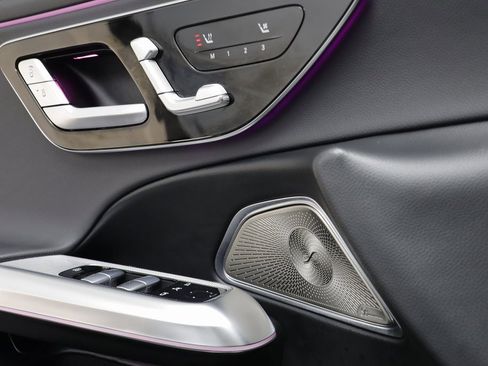 Used 2025 Mercedes-Benz E 450 4MATIC All-Terrain Wagon image 7