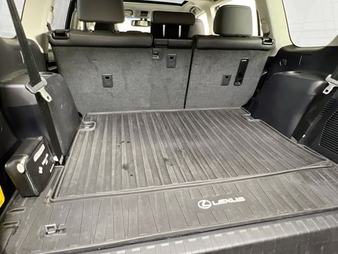 Used 2019 Lexus GX 460 Premium AWD/4WD image 26