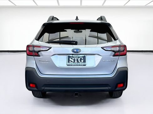 Used 2025 Subaru Outback Premium AWD/4WD image 5