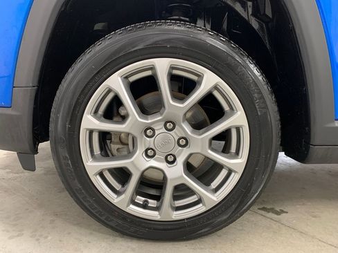 Used 2022 Jeep Compass Latitude image 20