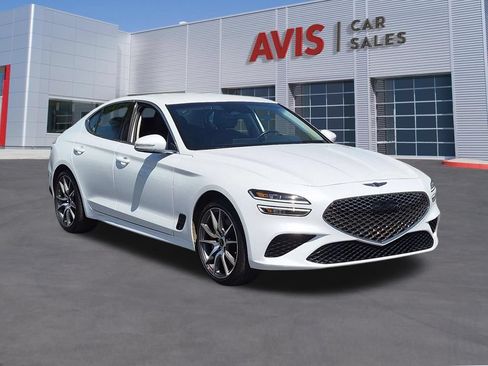 Used 2025 Genesis G70 2.5T RWD image 3