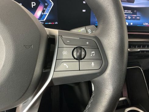 Certified 2025 BMW X1 xDrive28i w/ Technology Package image 16