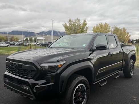 New 2025 Toyota Tacoma TRD Off-Road image 2