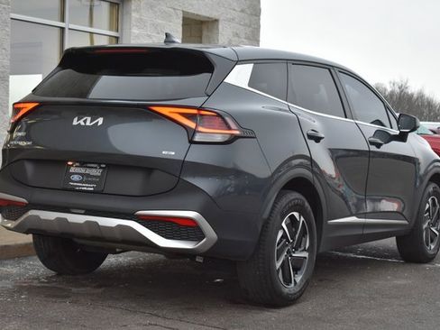 Used 2023 Kia Sportage LX image 11