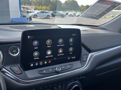 Used 2023 Chevrolet Blazer LT w/ Convenience Package image 9