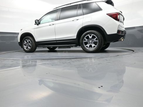 Certified 2023 Honda Passport TrailSport image 33