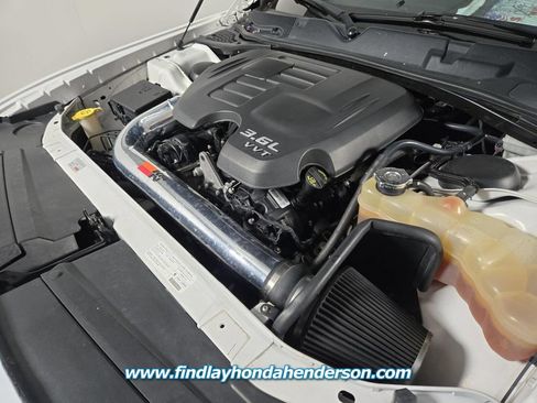 Used 2015 Dodge Challenger SXT RWD image 24