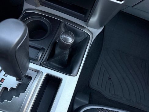 Used 2011 Toyota 4Runner SR5 w/ Convenience Pkg image 64