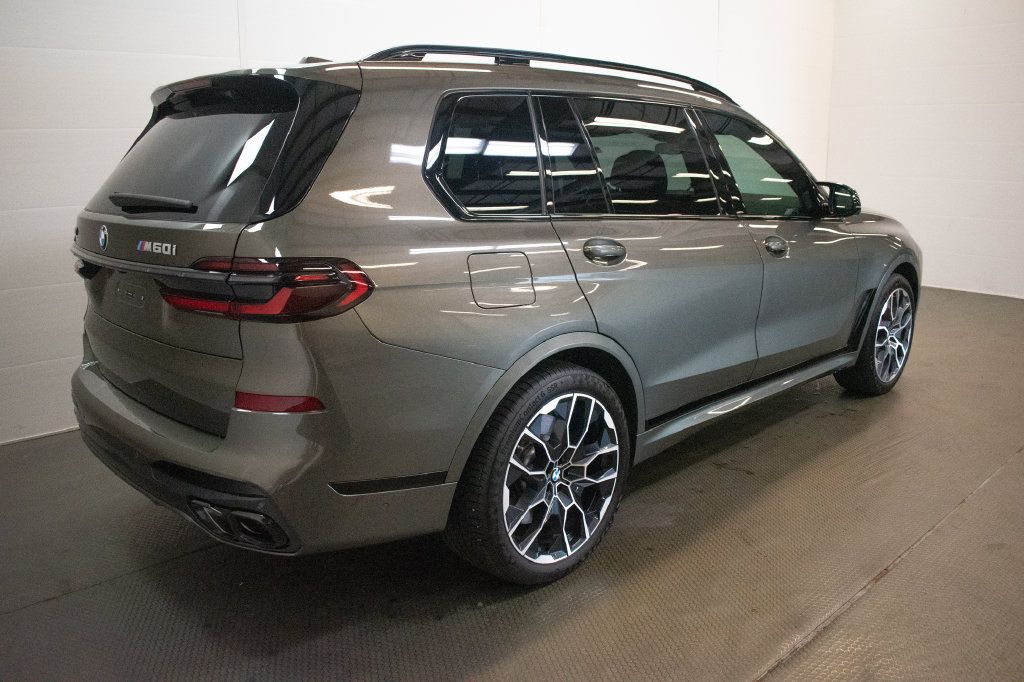 Used 2026 BMW X7 M60i AWD/4WD image 4