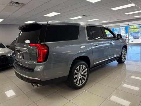 Used 2022 GMC Yukon XL Denali w/ Denali Premium Package RWD image 2