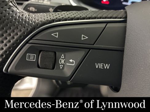 Used 2023 Audi SQ5 Premium Plus w/ Premium Plus Package image 9