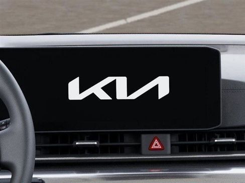 New 2026 Kia Carnival LX FWD image 20
