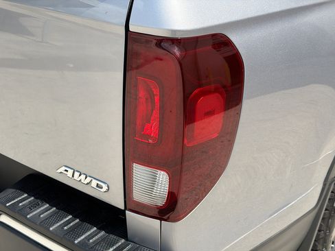 Certified 2019 Honda Ridgeline Sport image 27