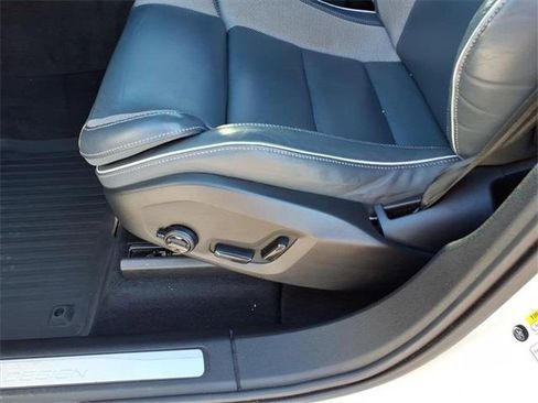 Used 2020 Volvo XC60 T5 R-Design w/ Protection Package Premier image 12