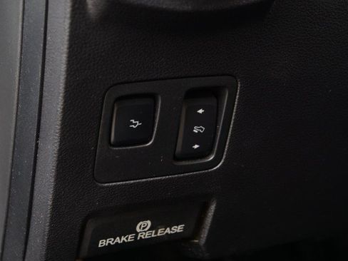 Used 2019 Ford F250 Platinum w/ Platinum Ultimate Package AWD/4WD image 40
